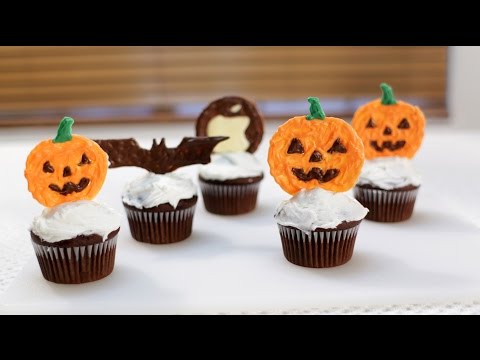 How to make Cupcake Toppers Halloween Themed