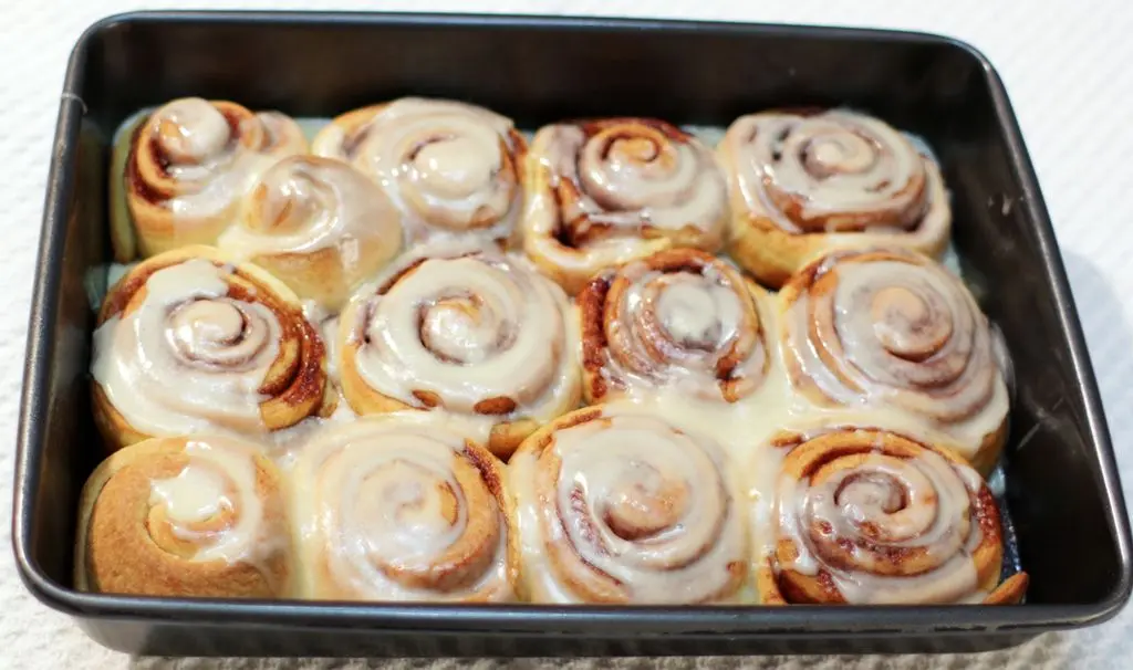 Sheet Pan Cinnamon Rolls - Lovely Little Kitchen