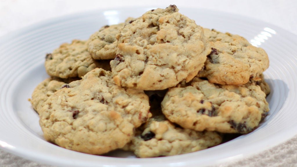 Chewy Oatmeal Raisin Cookies - In The Kitchen With Matt