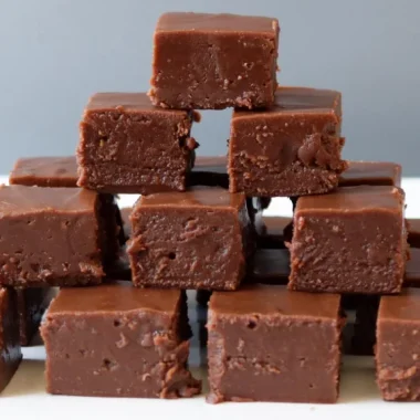 2 ingredient chocolate peanut butter fudge
