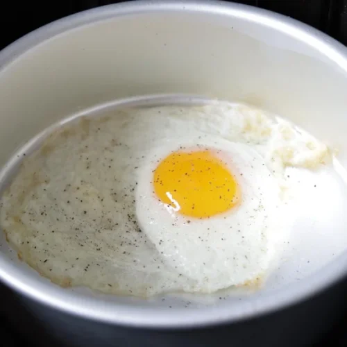 Fried Eggs in Air Fryer