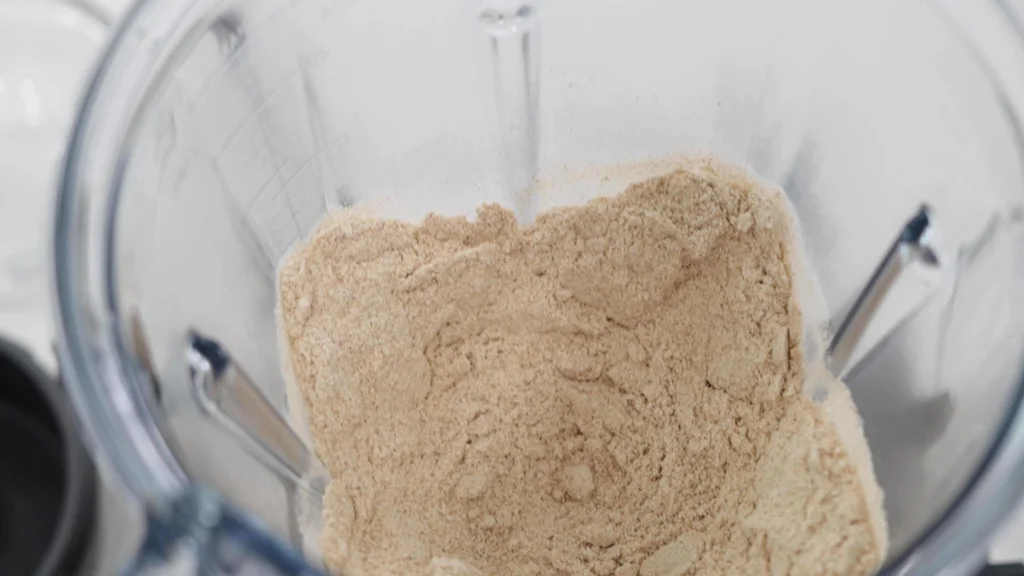 Make it Yourself: Fresh Ground Flour in a Blender - Eat Simply